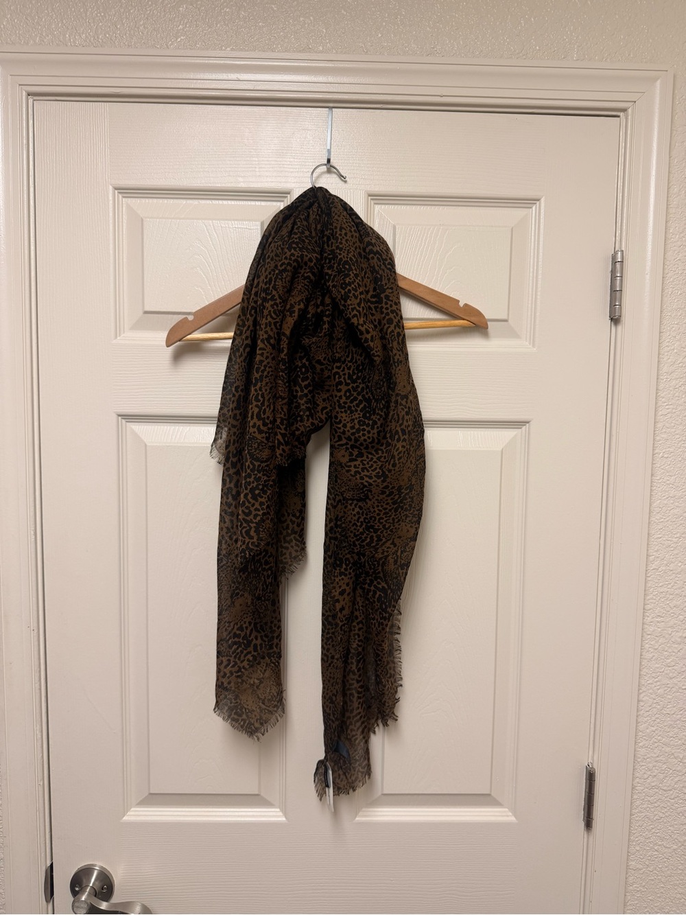 Ann Taylor Brown Leopard-Print Lightweight Wrap